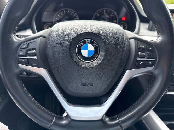 BMW X5 SDrive 25d TwinPowerTurbo Diesel, 2017 Excelente estado estético y Funcional