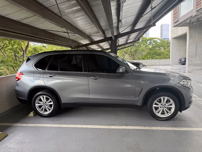 BMW X5 SDrive 25d TwinPowerTurbo Diesel, 2017 Excelente estado estético y Funcional