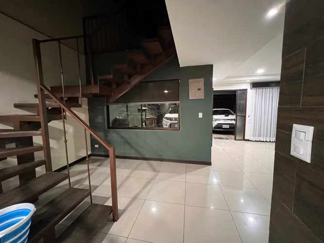 Alquiler(se alquila) Casa de dos plantas en calle sin salida Coronado - Imagen 15
