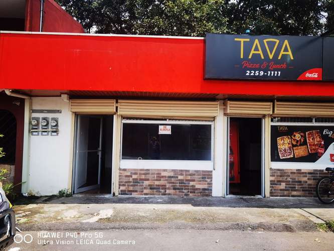 Venta de 3 locales comerciales alquilados en Gravilias - Imagen 10