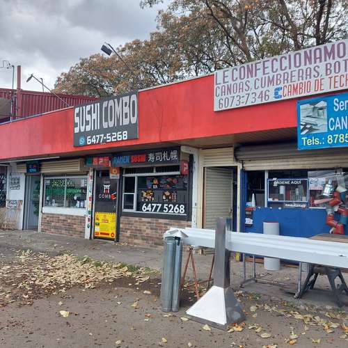 Venta de 3 locales comerciales alquilados en Gravilias - Imagen 8
