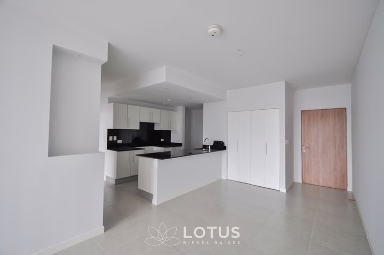 Apartamento en Venta para INVERSION en Torre Vive, Sabanilla — 2 hab., Cód. AJ077 - Imagen 4