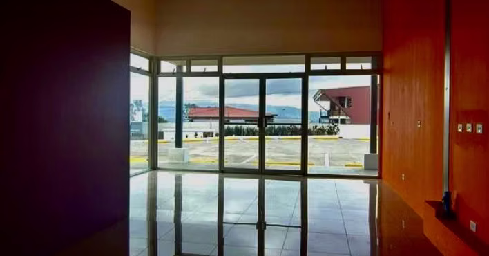 Local Comercial en Alquiler en El Carmen de Guadalupe | 45 m² | $720 + IVA - Imagen 2