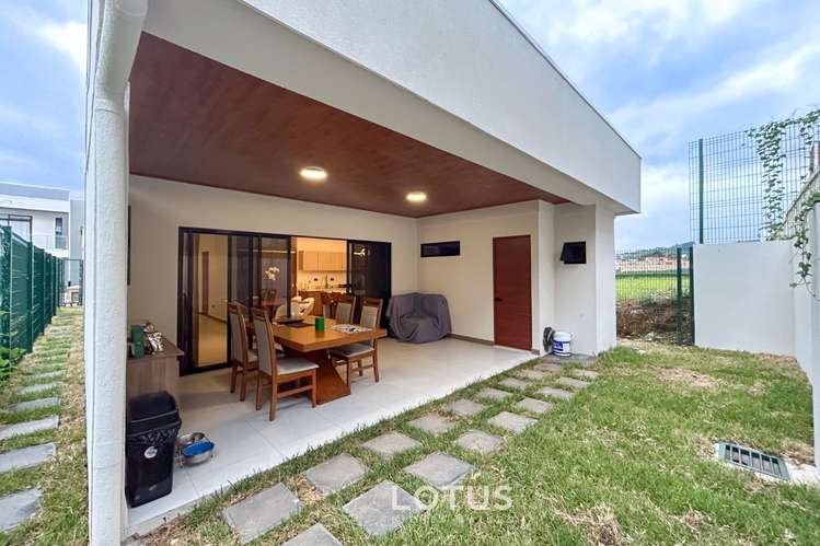 Casa en Venta en Condominio Avenida del Este, Curridabat — 5 hab., Cód. AJ076 - Imagen 11