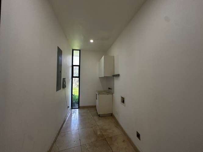 Valle del Sol | Una Planta | 625 m² | 3 Habitaciones + Sala de TV - Imagen 11