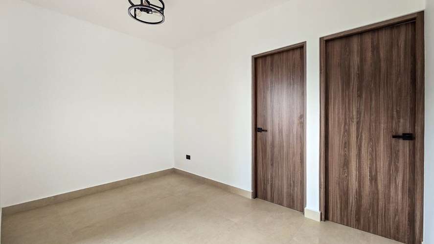 Alquiler de moderna casa nueva ubicada en Escazú - Imagen 7