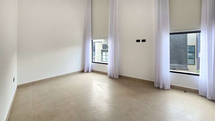 Alquiler de moderna casa nueva ubicada en Escazú - Imagen 8