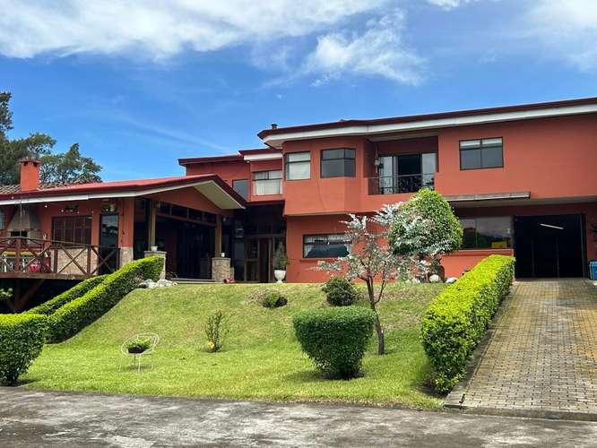 SE VENDE CASA INDEPENDIENTE CERCA DE LOMAS DEL ZURQUI - SAN ISIDRO - HEREDIA - Imagen 3