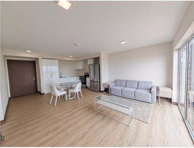 ALQUILER DE APARTAMENTO AMUEBLADO EN AZENZA LA URUCA - Imagen 4