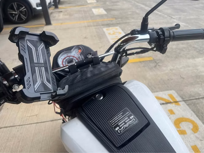 2025 Honda navi, excelente estado, único dueño
