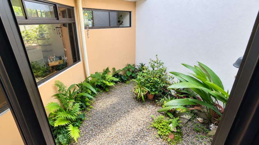 Casa en Curridabat/un piso-residencial-jardín grande - Imagen 2