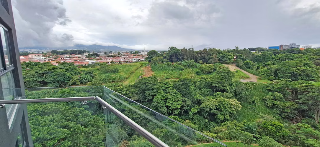 Apartamento de Lujo en Rohrmoser, amueblado · San José Capital · 2 hab · 110 m² - Imagen 10