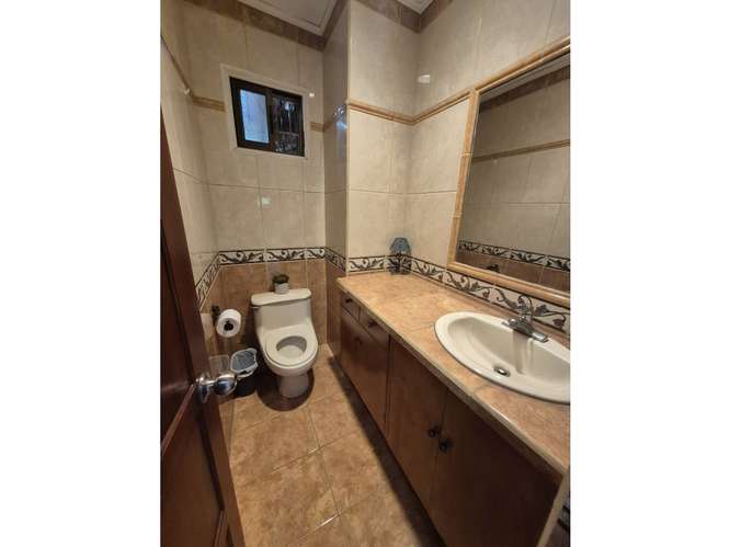 RESIDENCIA DE LUJO CON POTENCIAL COMERCIAL EN SANTO DOMINGO DE HEREDIA - Imagen 16