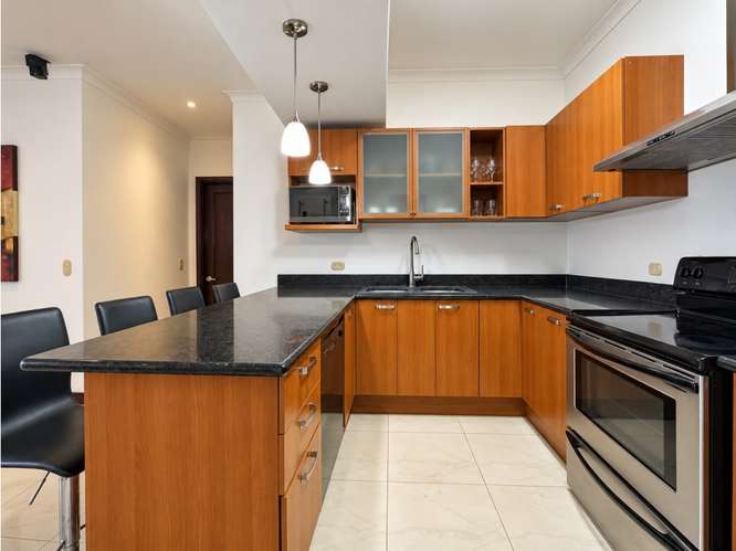 Apartamento amueblado con excelente ubicación, Escazú. - Imagen 6