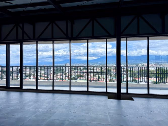 SE ALQUILAN OFICINAS PARA ESTRENAR - BARRIO DENT - SAN JOSE - Mínimo 500m2 - Imagen 2