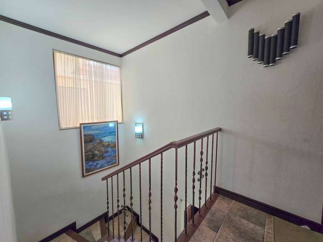 CONDOMINIO DE 3 HABIT. EN GUACHIPELIN ESCAZU - Imagen 12