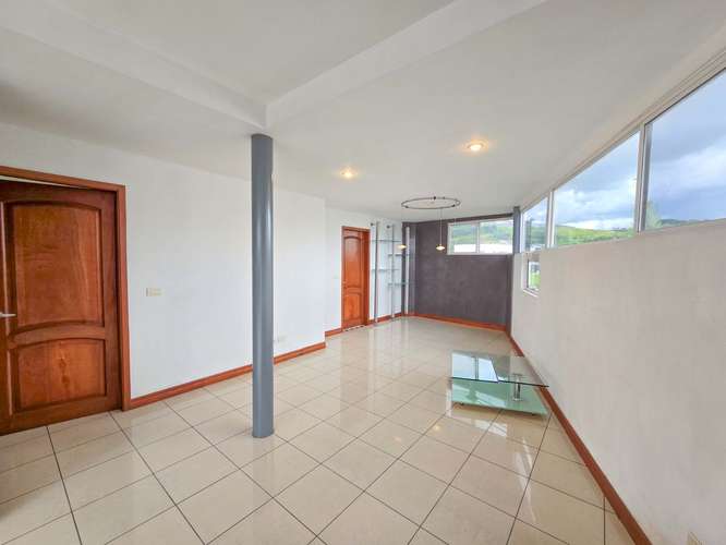 CONDO CONTEMPORANEO DE 432 M2 CON VISTA EN GUACHIPELIN ESCAZU - Imagen 3