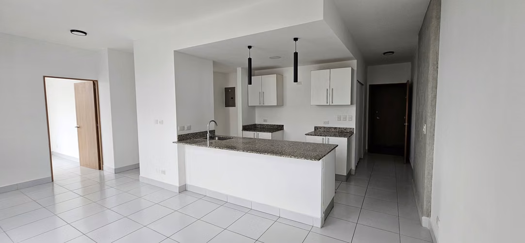 ALQUILO APARTAMENTO EN SABANILLA CERCA DE LA UCR 3 DORMITORIOS