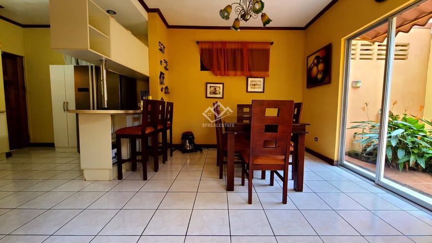 ALQUILER¡ AMPLIO Y LINDO APARTAMENTO 2 NIVELES 2 HAB/2.5 BAÑOS 2 PARQUEOS TERRAZA BALCON  - Imagen 18