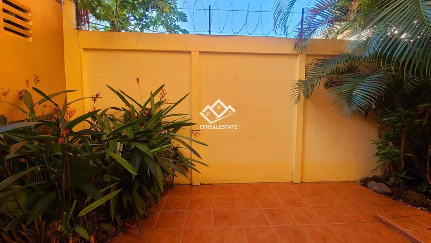 ALQUILER¡ AMPLIO Y LINDO APARTAMENTO 2 NIVELES 2 HAB/2.5 BAÑOS 2 PARQUEOS TERRAZA BALCON  - Imagen 12
