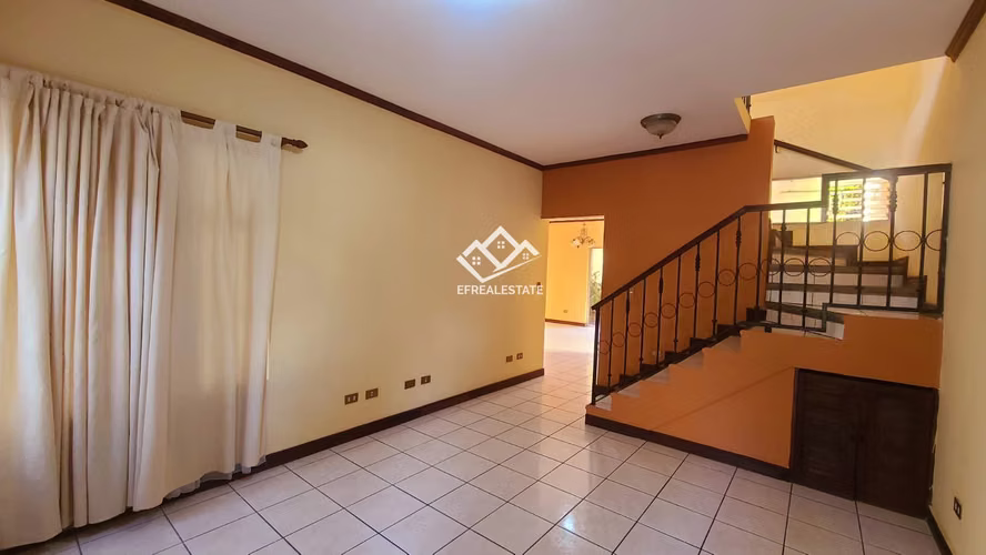 ALQUILER¡ AMPLIO Y LINDO APARTAMENTO 2 NIVELES 2 HAB/2.5 BAÑOS 2 PARQUEOS TERRAZA BALCON  - Imagen 2