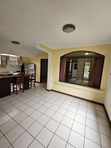 Alquiler de Apartamento con Línea Blanca en Rohrmoser. San José  - Imagen 10