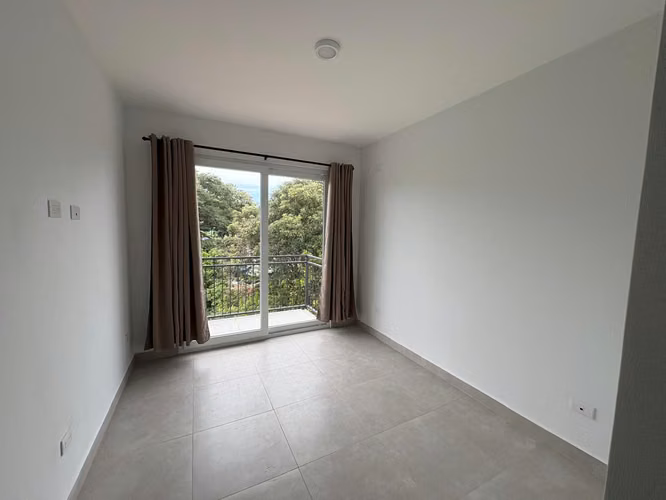 199 / Alquiler / Apartamento / Rohrmoser / Seguro / Amenidades / Vista - Imagen 7