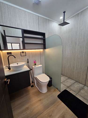 Propietario Vende Casa 100% Remodelada - Imagen 16
