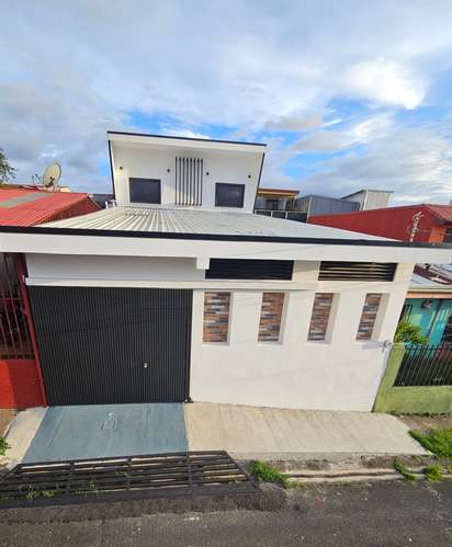 Propietario Vende Casa 100% Remodelada - Imagen 2