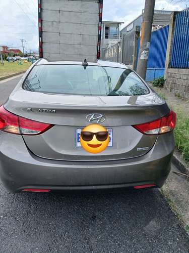 Automóvil Hiuday Elantra 2012 verion Limited - Imagen 3