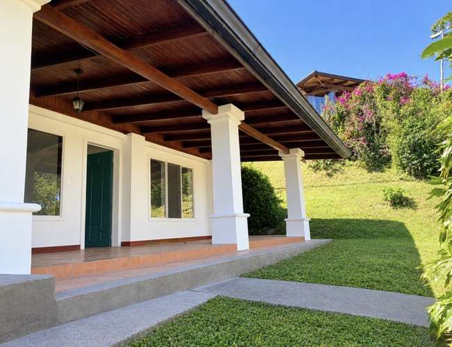 Alquiler casa Independiente en Brasil de Santa Ana Piedades GVO - Imagen 1