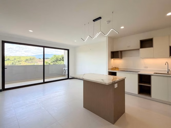 Venta de apartamento para estrenar en Escazú, Torres del Café - Imagen 4