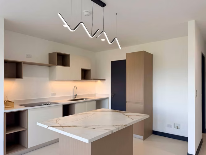Venta de apartamento para estrenar en Escazú, Torres del Café - Imagen 2