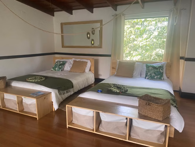 Casa en alquiler Guachipelin ESCAZU, 5 hab, piscina, jardines, 2174 m2 terreno, a minutos de Multiplaza. $4500 - Imagen 9