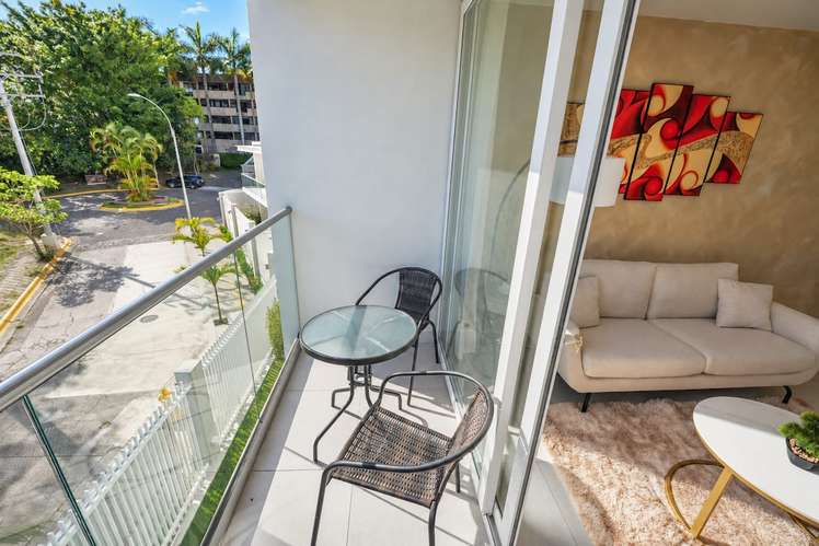 VENTA DE APARTAMENTO AMUEBLADO EN URUCA POINT, LA URUCA