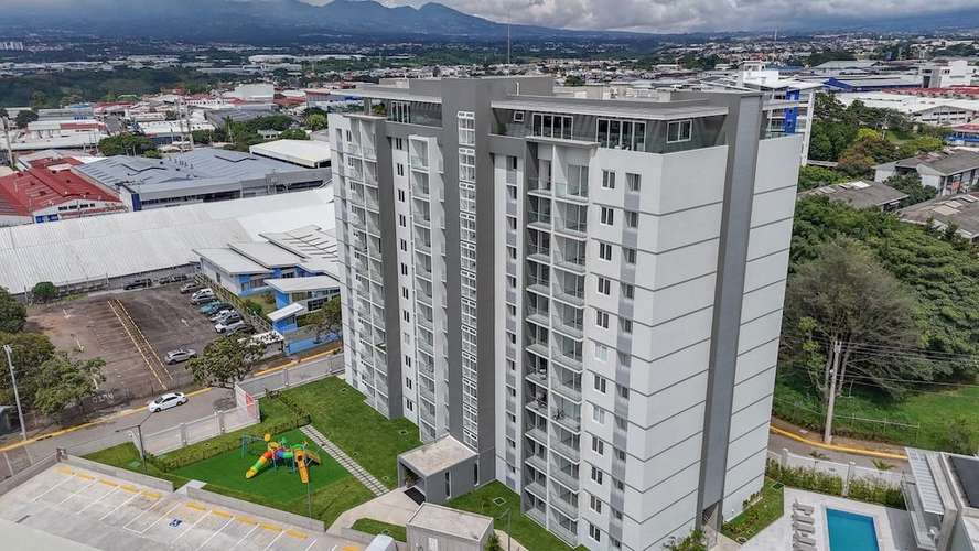 VENTA DE APARTAMENTO AMUEBLADO EN URUCA POINT, LA URUCA