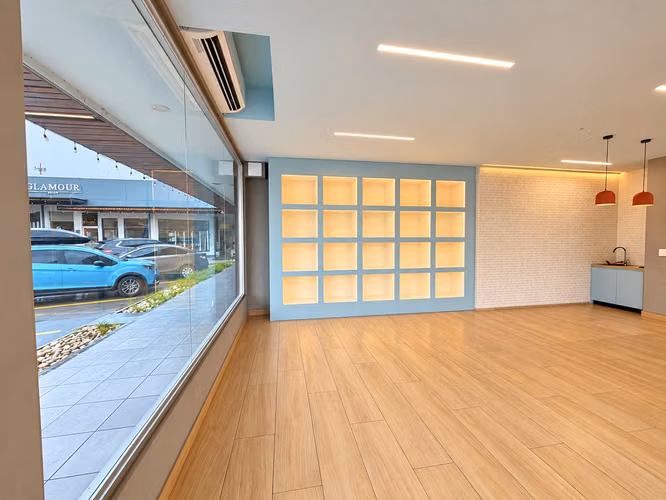 ALQUILER LOCAL COMERCIAL EN ESCAZU - Imagen 7