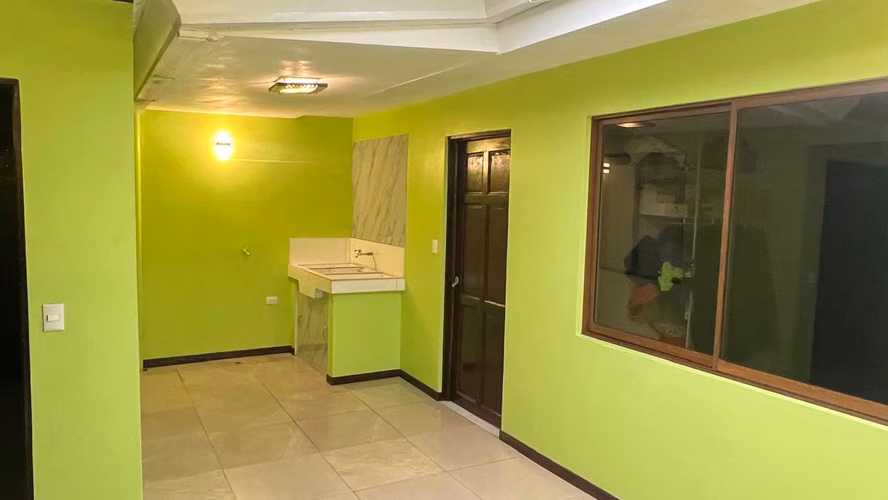 VENTA DE CASA EN TURRÚCARES DE ALAJUELA