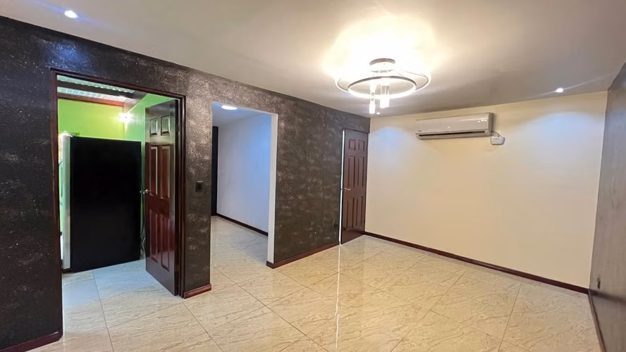 VENTA DE CASA EN TURRÚCARES DE ALAJUELA