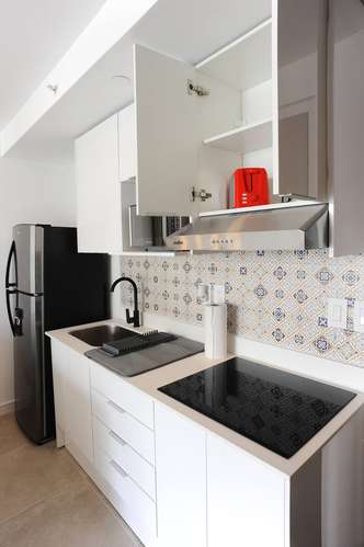 VENTA DE APARTAMENTO AMUEBLADO PARA INVERSIÓN DE 2 HABITACIONES CON PARQUEO - Imagen 19