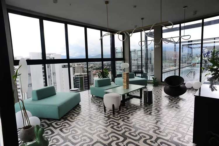 VENTA DE APARTAMENTO AMUEBLADO PARA INVERSIÓN DE 2 HABITACIONES CON PARQUEO - Imagen 4