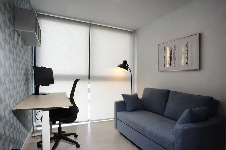 VENTA DE APARTAMENTO AMUEBLADO PARA INVERSIÓN DE 2 HABITACIONES CON PARQUEO - Imagen 15
