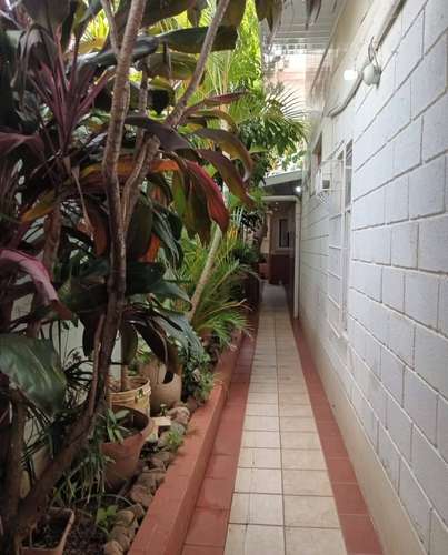 Apartamento amoblado en alquiler en el centro de Santa Ana