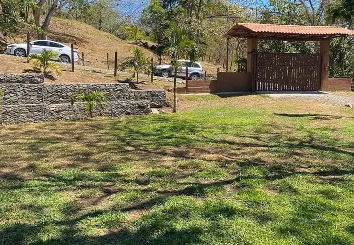 2 lotes a $80/m2 y 1 lote a $75/m2 cada uno en un hermoso entorno natural - Imagen 3