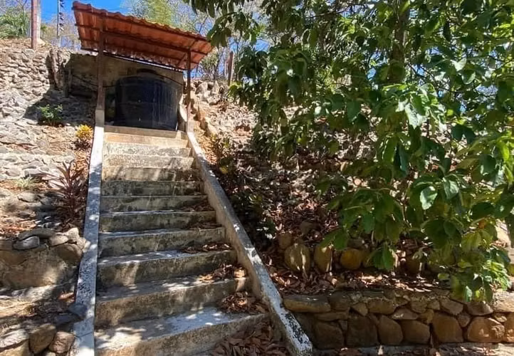 2 lotes a $80/m2 y 1 lote a $75/m2 cada uno en un hermoso entorno natural - Imagen 8