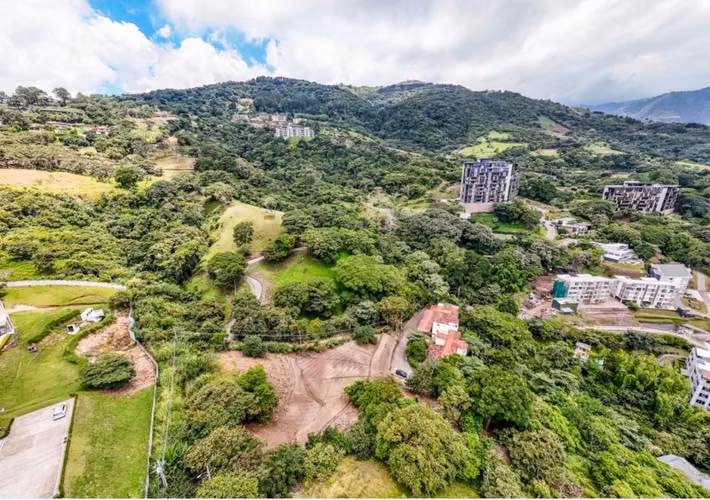 VENTA DE TERRENO COSTA RICA SANTA ANA   - Imagen 2