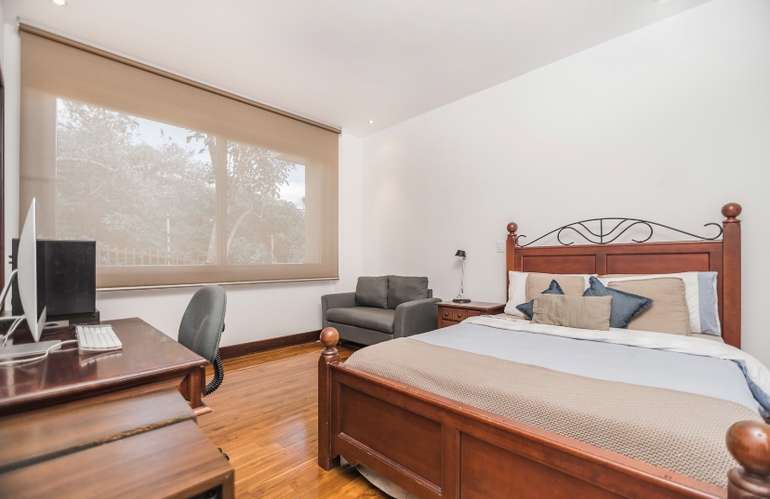 CONDO DE 440 M2 DE 5 HABIT. Y 687 M2 DE LOTE EN JABONCILLOS ESCAZU - Imagen 10