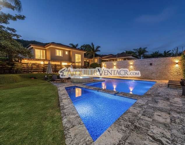 CONDO DE 440 M2 DE 5 HABIT. Y 687 M2 DE LOTE EN JABONCILLOS ESCAZU - Imagen 17