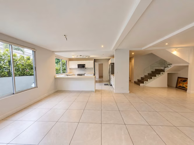 VENTA DE CASA ESQUINERA EN CONDOMINIO EN ESCAZU, JABONCILLOS  - Imagen 5