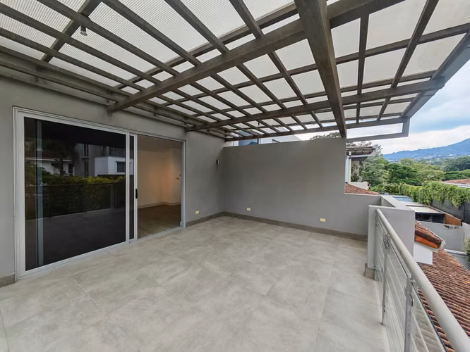VENTA DE CASA ESQUINERA EN CONDOMINIO EN ESCAZU, JABONCILLOS  - Imagen 19